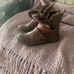 Blowfish boots